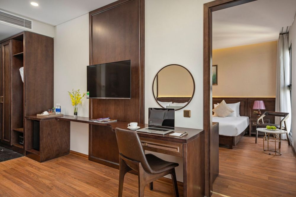 Two Bedroom Suite City View, Golden Lotus Hotel Da Nang 4*