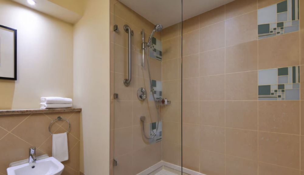 Deluxe, Marriott Marquis City Center Doha 5*