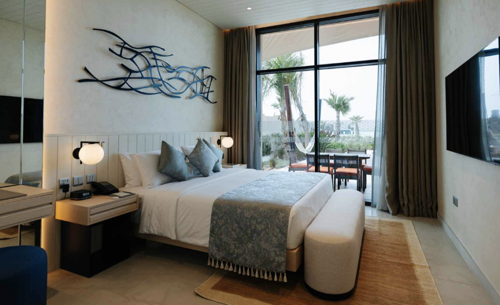 Beach Villa With Private Pool, Bab Al Nojoum Hudayriyat Villas 5*