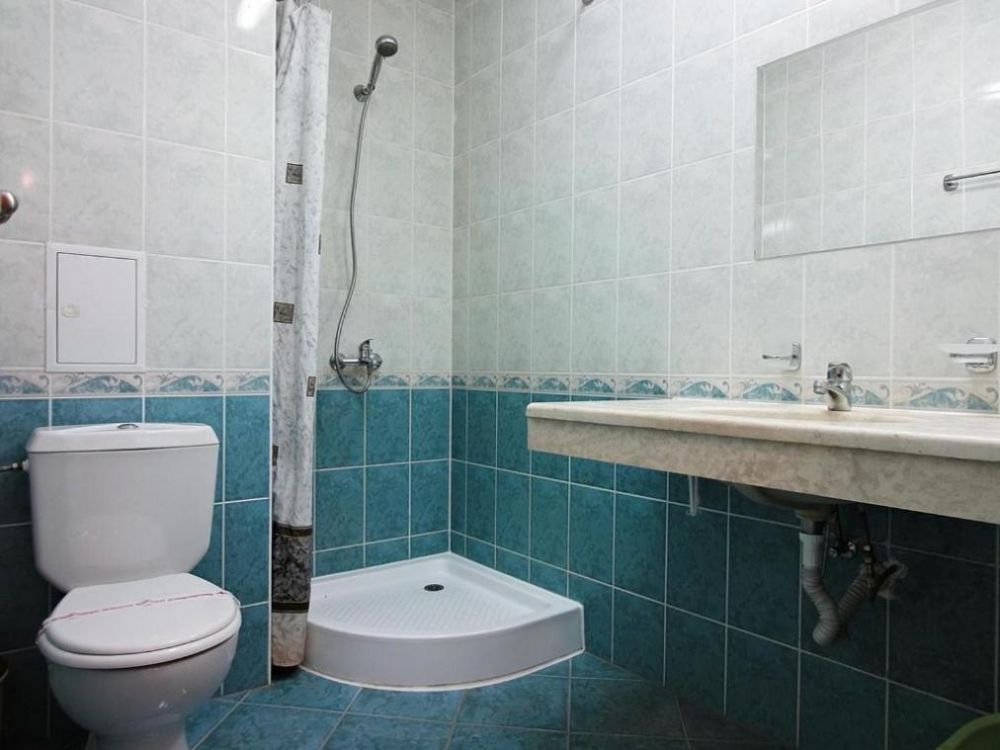 One Bedroom Apartment, Summer Dreams 