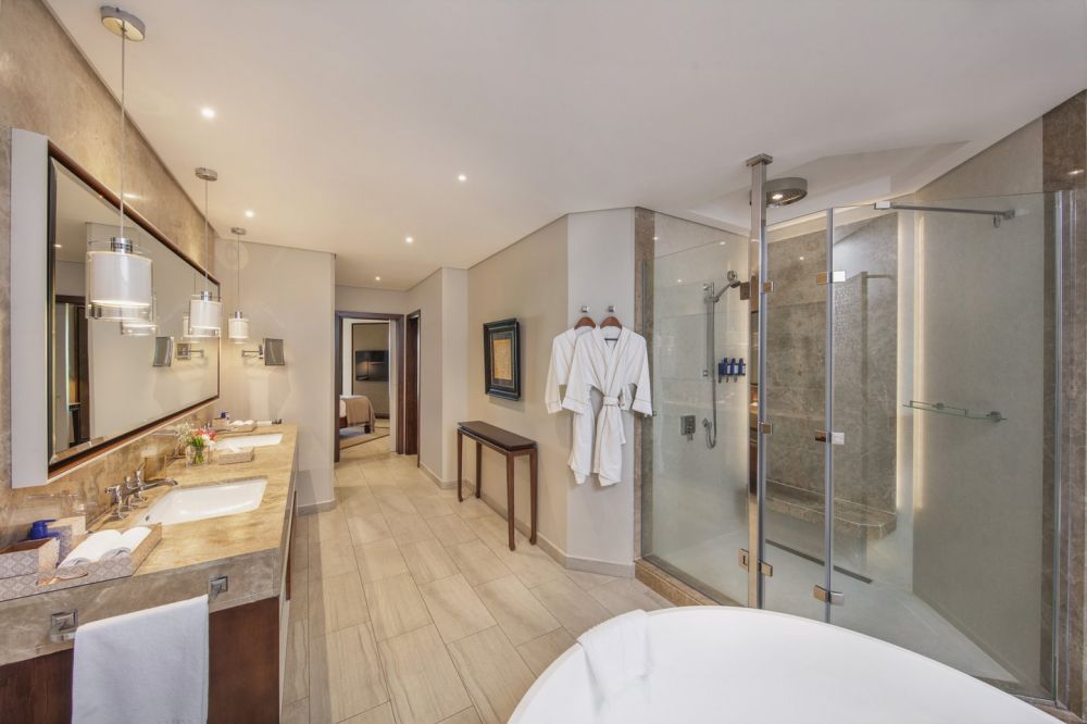 Penthouse (Signature Suite), Royal Palm Beachcomber Luxury 5*