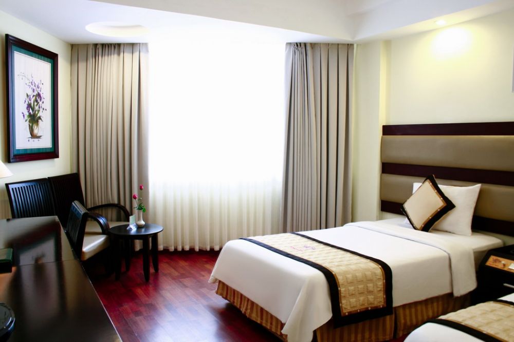 Superior/ Superior TRPL, Angella Hotel 3*
