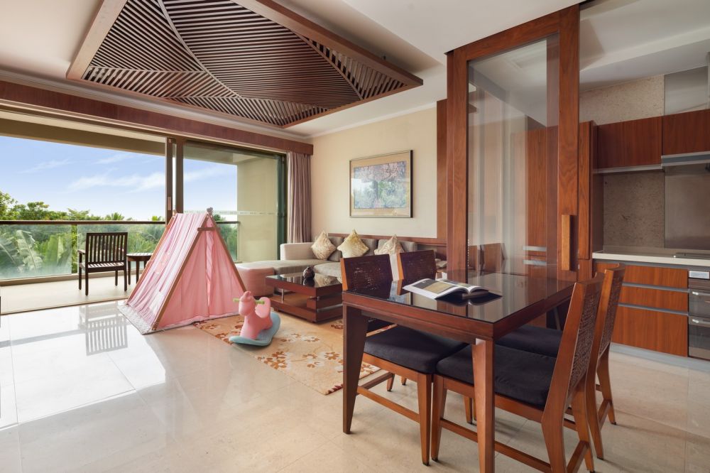 Family Suite 2 Bedroom, Pullman Ocean View Sanya Bay Resort & Spa 5*