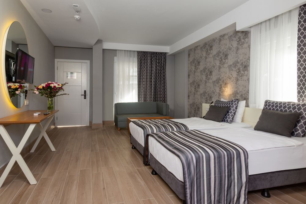 Deluxe Pool Suite, Greenwood Suites Resort (ex. Sherwood Suites Resort) 5*