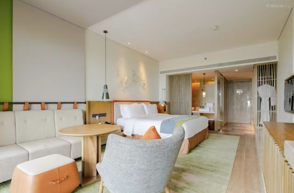 Deluxe Ocean View High Floor, Holiday Inn Resort Sanya 5*