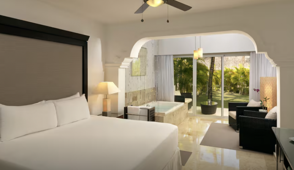 The Level Suite Beachside, Melia Caribe Beach 5*