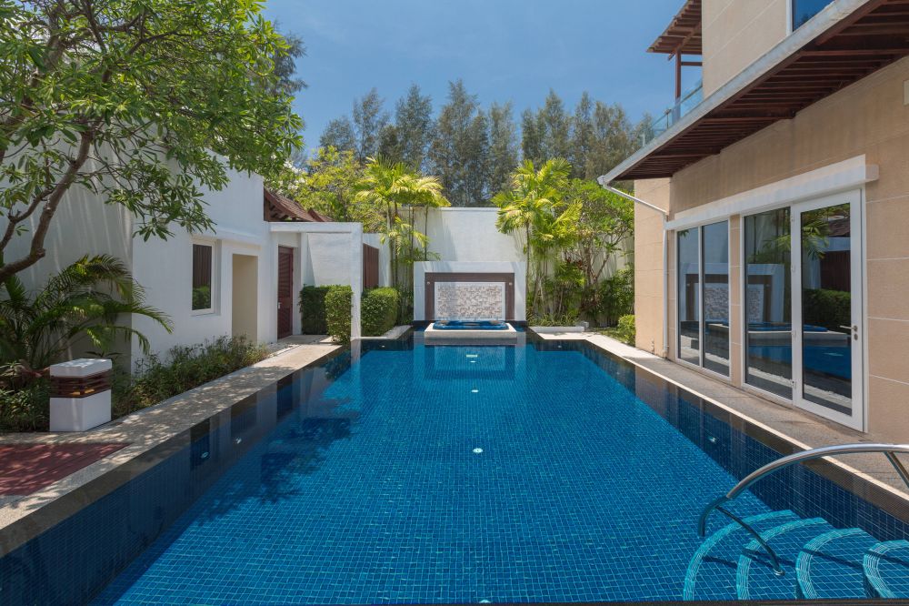 4 Bedroom Pool Villa with Kitchen, Splash Beach Resort (ex. Grand West Sands Resort & Villas) 5*