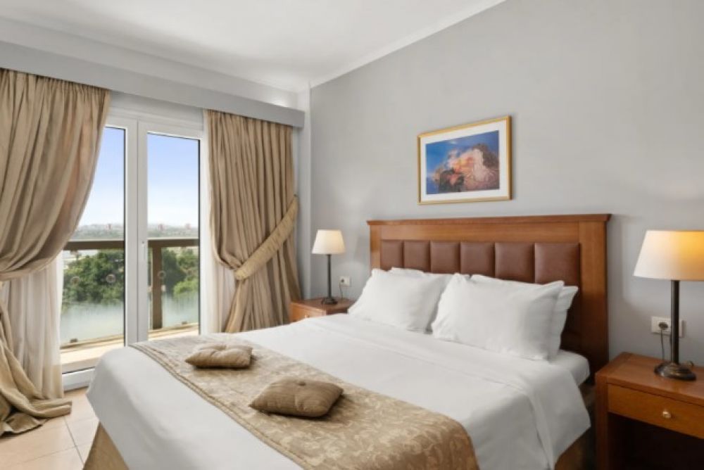 Suite 1 Bedroom Lake View, Ariti Grand Hotel 4*