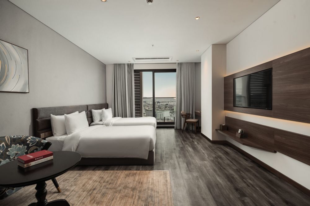 Studio Twin City View, Centre Point Danang Hotel & Residence 5*