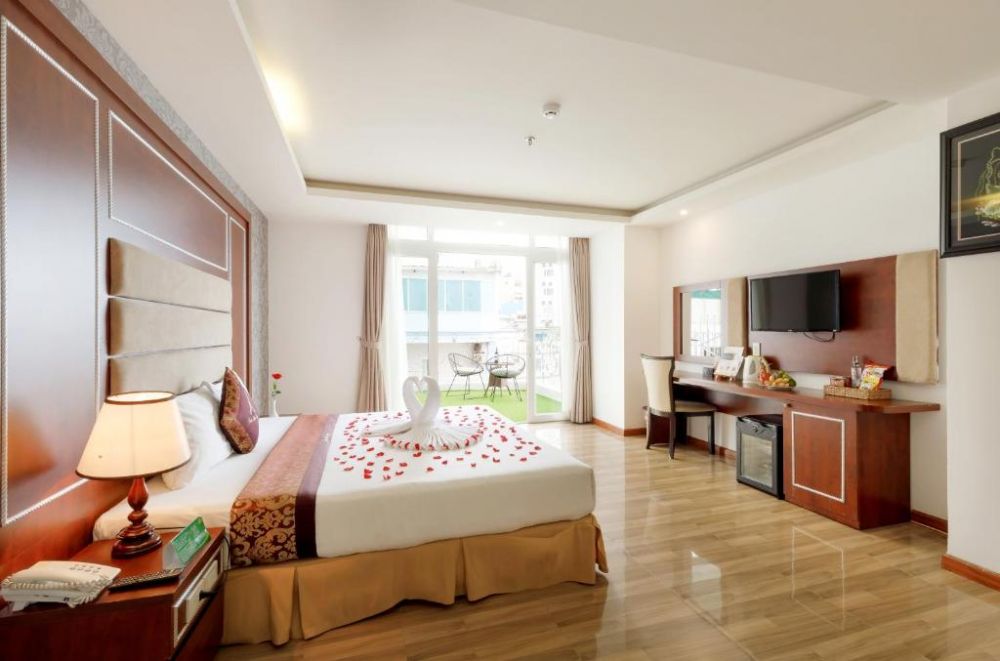 Executive Balcony SV, Paris Nha Trang 3*