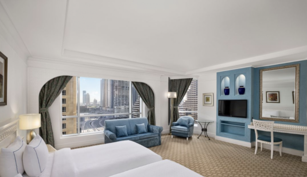 Grand Family Room, Al Habtoor Grand Resort, Autograph Collection 5*