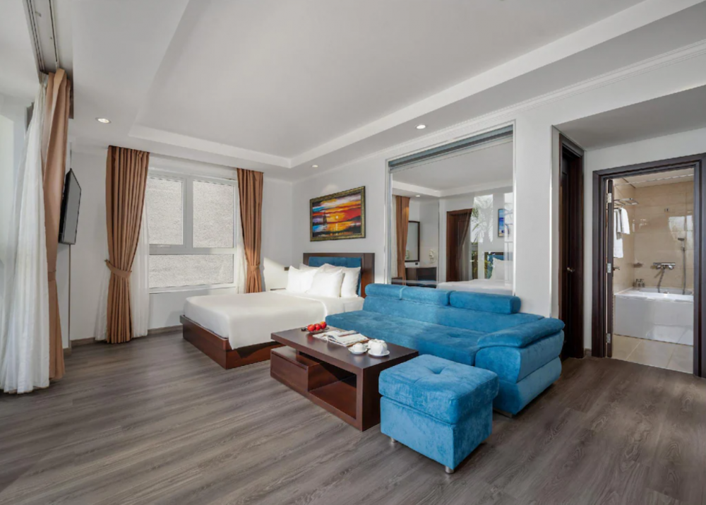 Suite Family OV, Bluesun Da Nang Beach Hotel 4*