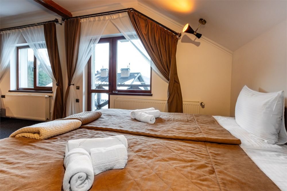 Люкс 4-местный, Князів Двір 3*