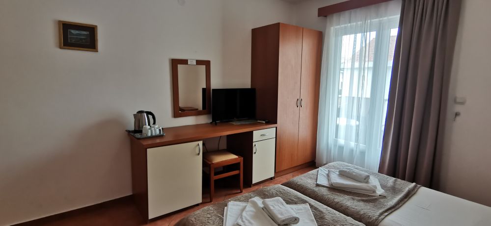 DBL Room, Neno 3*