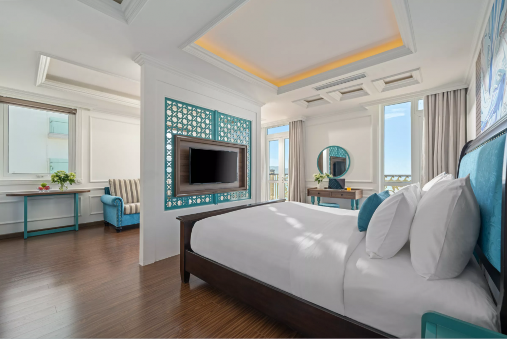 Executive Suite Ocean View with Balcony, Paracel Beach Hotel 4*