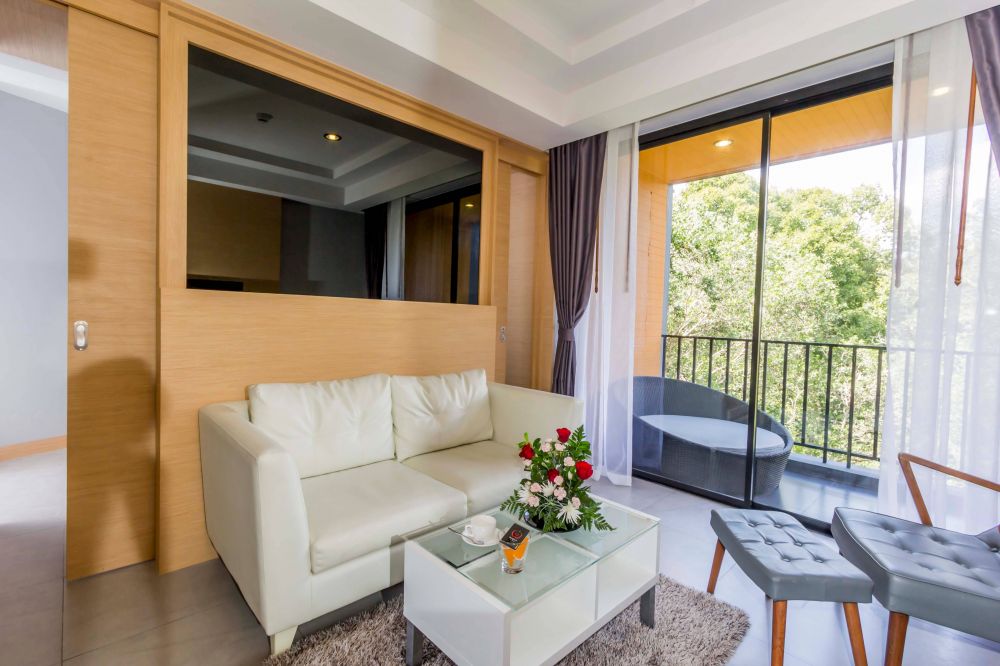 Wow Apple (Family Suite with Bathtub), Apple A Day Resort 4*