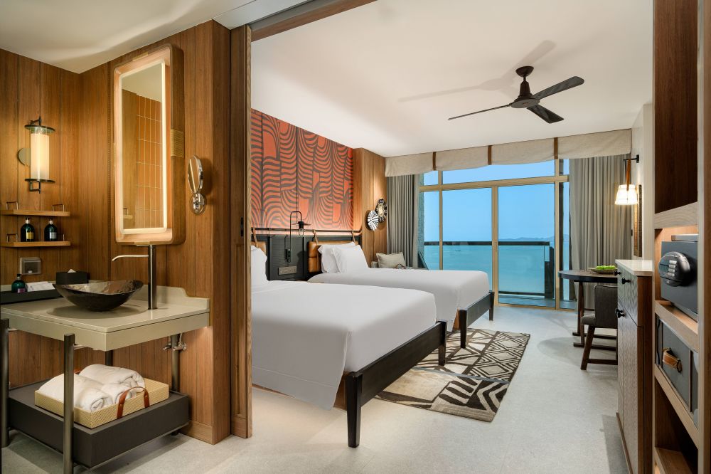 Premium Explorer, Centara Grand Mirage Beach Resort Pattaya 5*