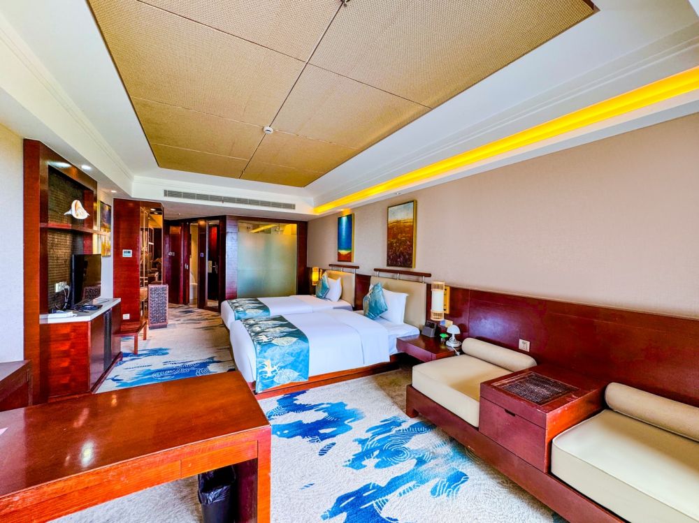 Luxury OV/ Luxury OV Family, Marina Spa Hotel Sanya 4*