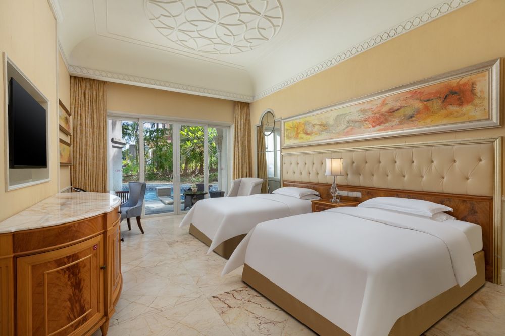 Crowne Plaza Standard Pool Room, Crowne Plaza Resort Sanya Bay 5*