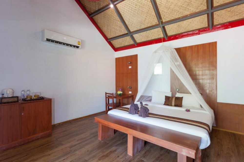 Standard Room, Phi Phi Long Beach Resort & Villa 3*