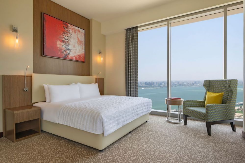 Junior Suite Sea View, Le Meridien City Center Doha 5*