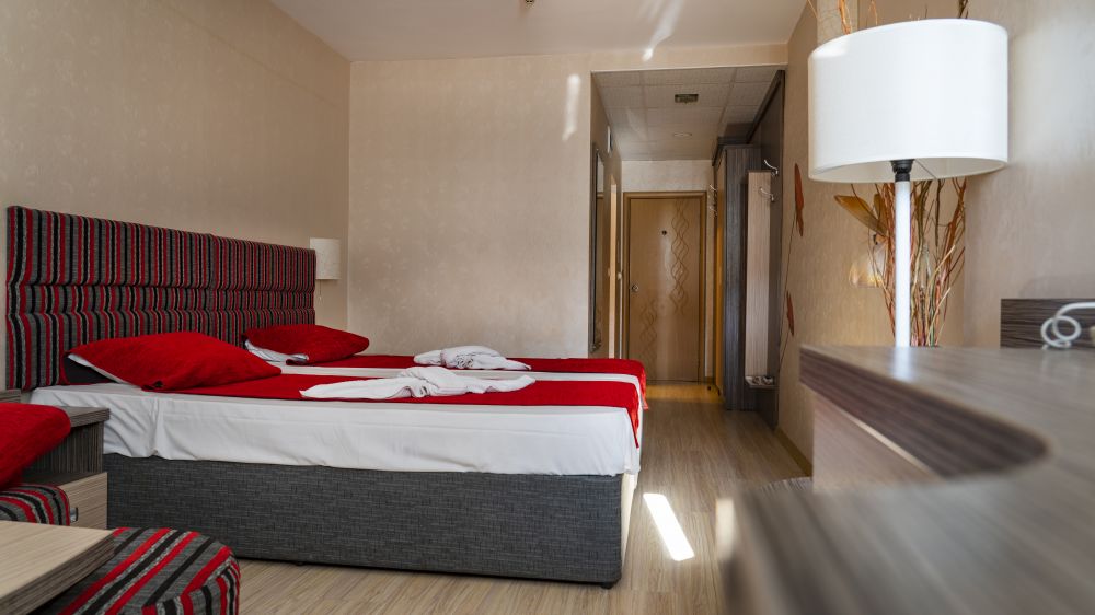 STANDARD, Kotva Hotel 4*