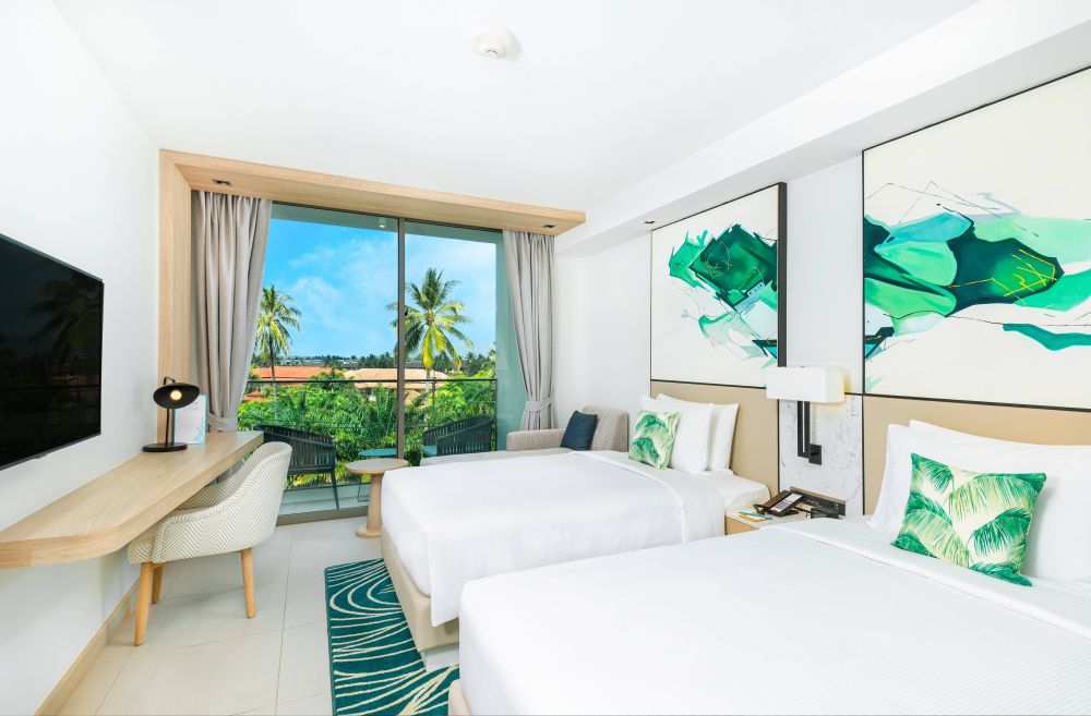 Guest Room With Balcony, Hilton Garden Inn Phuket Bangtao 4*