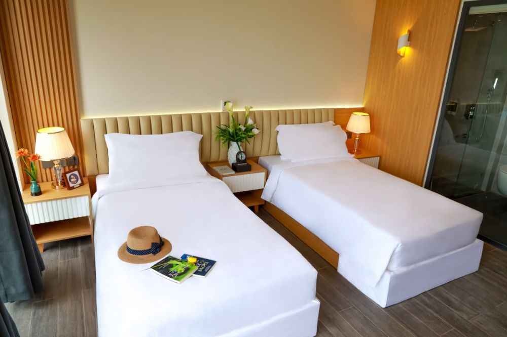 Deluxe Ocean View with Balcony, Daystar Hotel Phu Quoc 4*