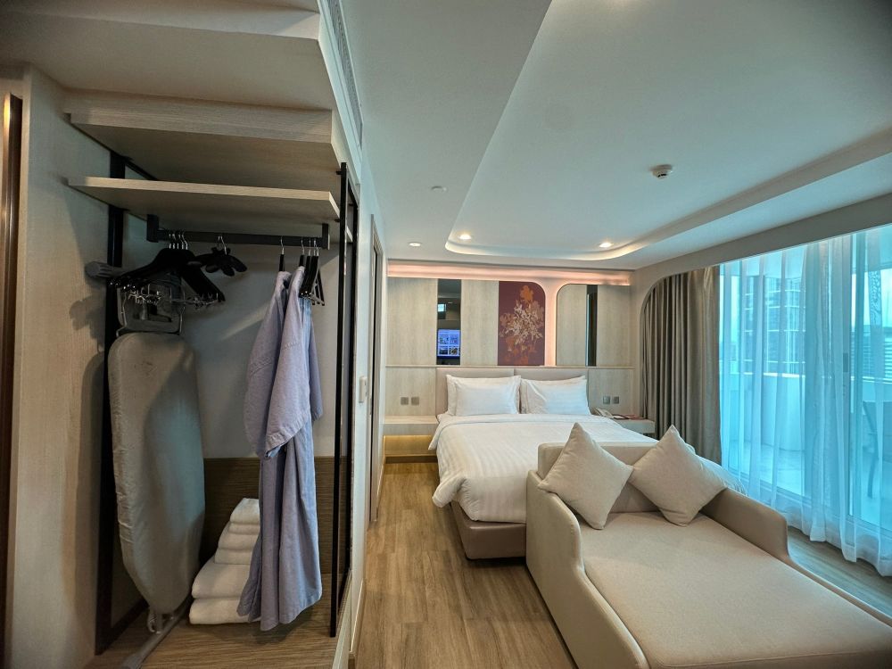 Deluxe Suite Terrace, Centre Point Hotel Pratunam 4*