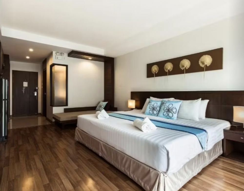 Grand Deluxe (East Wing), Fifth Jomtien 4*
