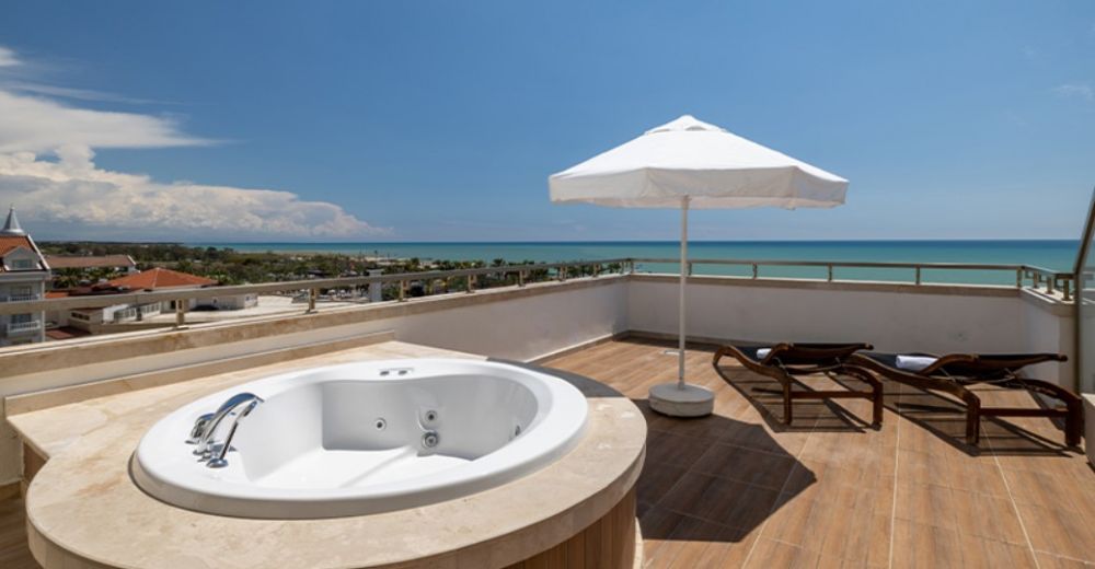Honemoon Sute, Crystal Waterworld Resort & Spa 5*