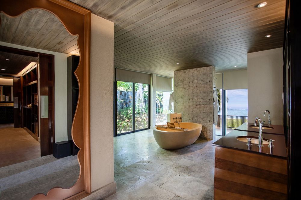 Grand Beachfront Villa, The St. Regis Le Morne Resort Mauritius (ex. JW Marriott Mauritius Resort) 5*