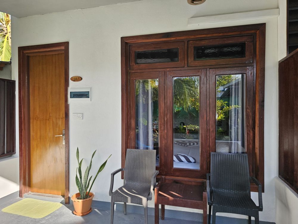 Bungalow with 4 rooms (Entire property), Lagoon View Maldives 