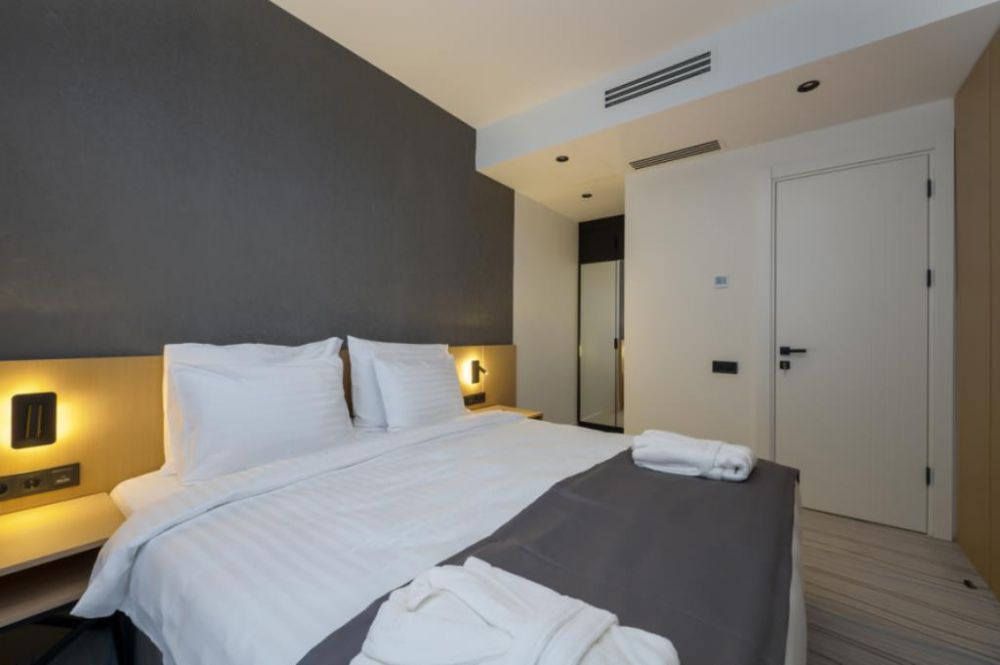 Classic Suite Single, The Grandeur Hotel 5*