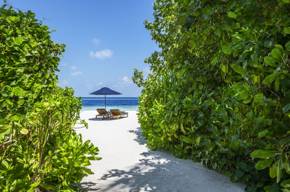 Beach Pool Villa, The Halcyon Private Isles Maldives, Autograph Collection (ex. Raffles Maldives Meradhoo) 5*