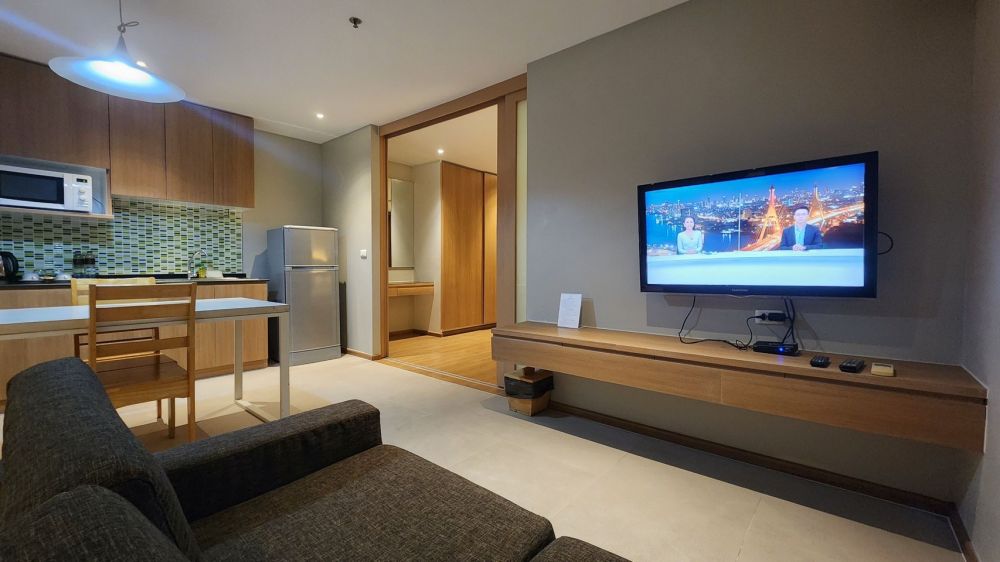 Junior Suite, Brighton Bangkok Hotel 4*