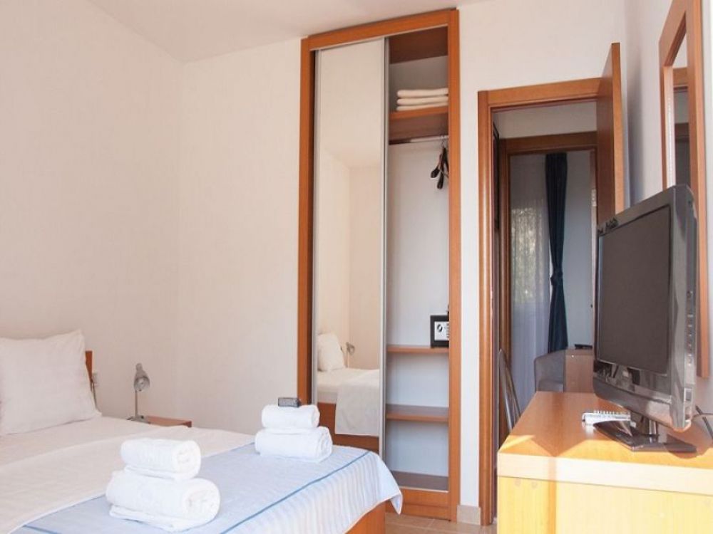 Studio 02 Side Sea View, Sara Lux 4*