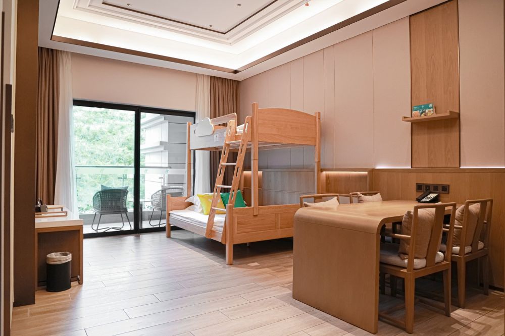 Mountain View Family Suite, Holiday Inn & Suites Sanya Yalongbay 5*