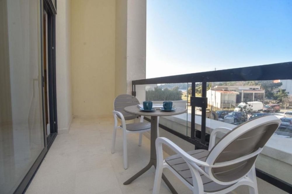 Studio Apartment with Terrace Mountain View, Casa Al Mare Residence 4*
