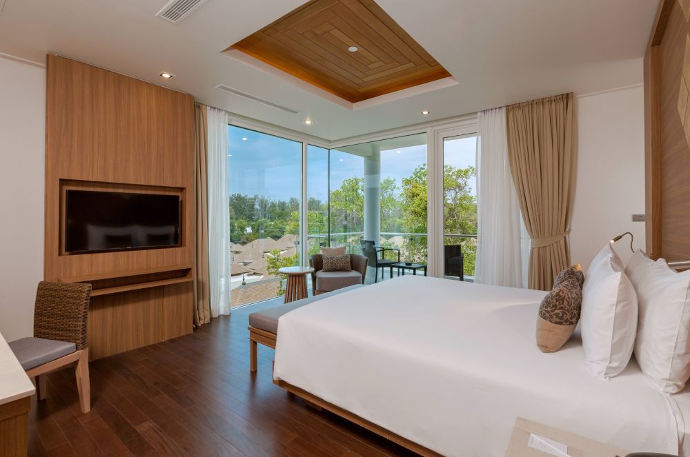 3 Bedroom Residence with Balcony, Splash Beach Resort (ex. Grand West Sands Resort & Villas) 5*