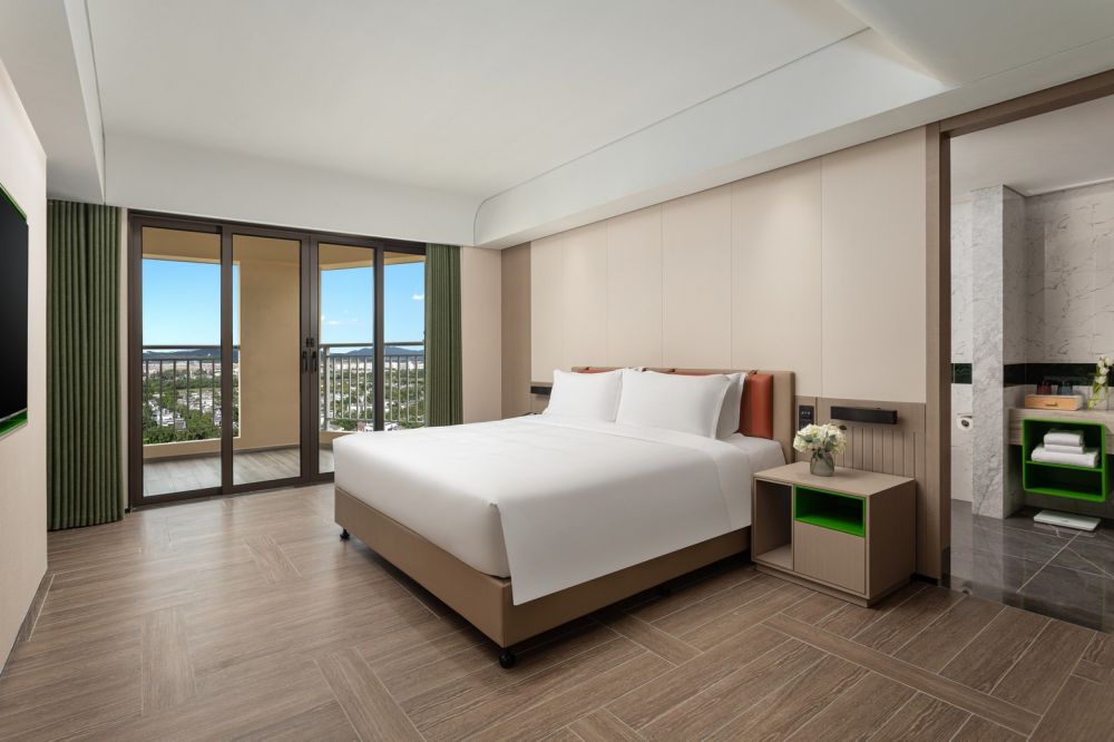 2 Bedroom Suite, Holiday Inn Resort Sanya 5*