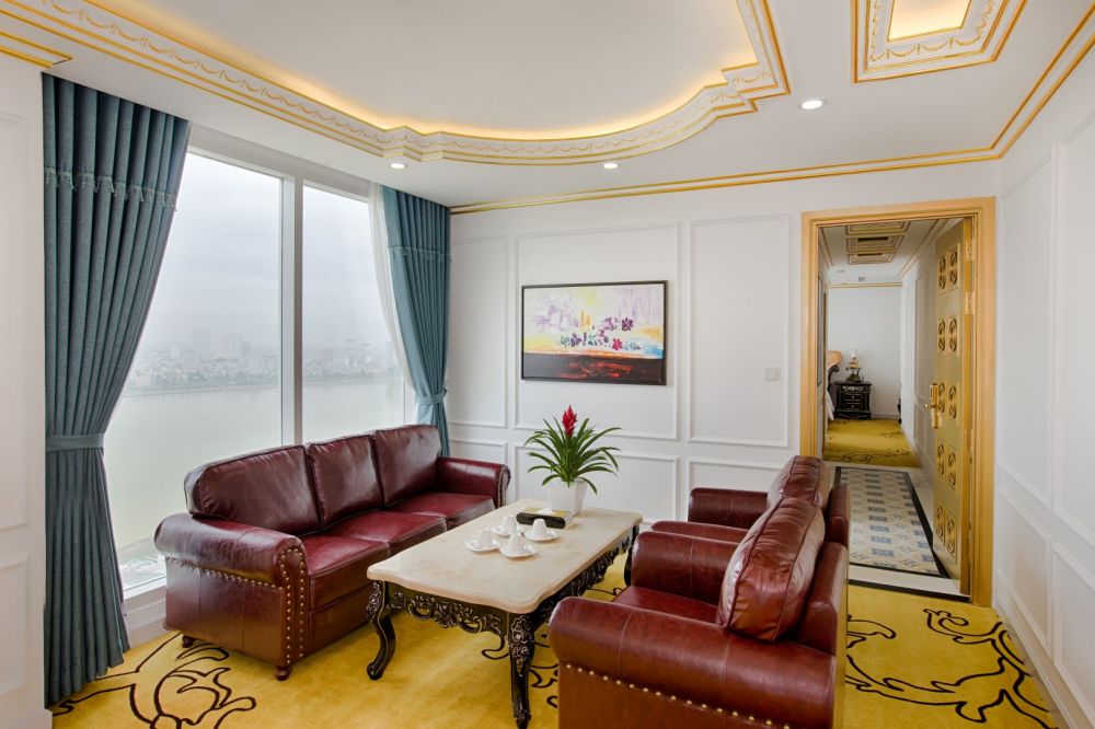 President, Fivitel Danang 4*