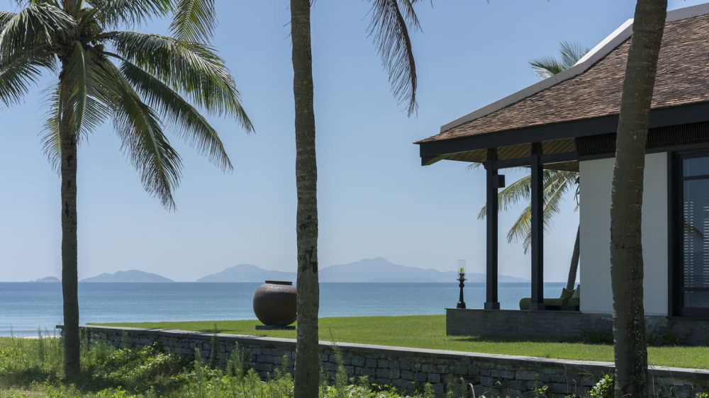 One-Bedroom Beachfront Villa, Four Season Resort The Nam Hai Hoi An 5*