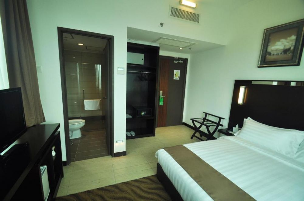 Deluxe, Dreamtel Kota Kinabalu 3*