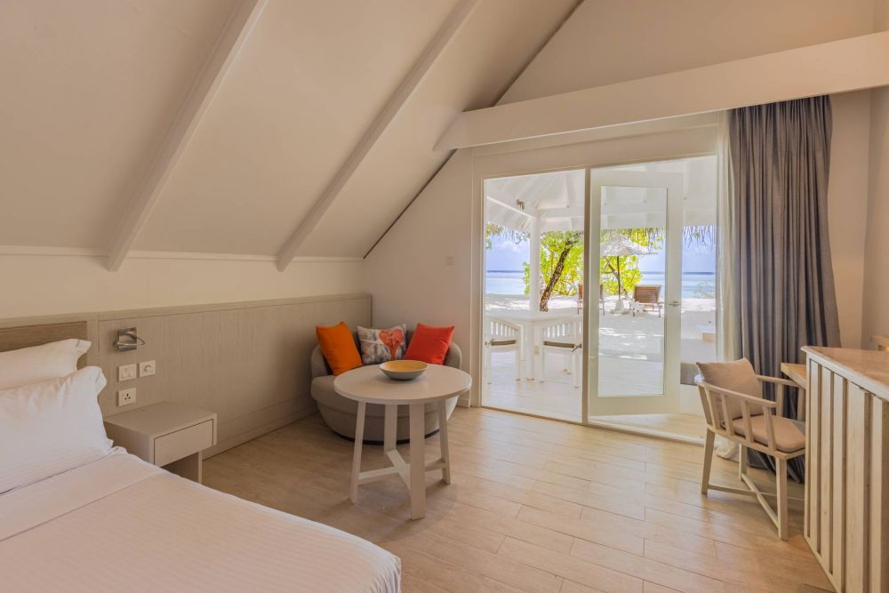 Beach Pavilion, LUX* South Ari Atoll 5*