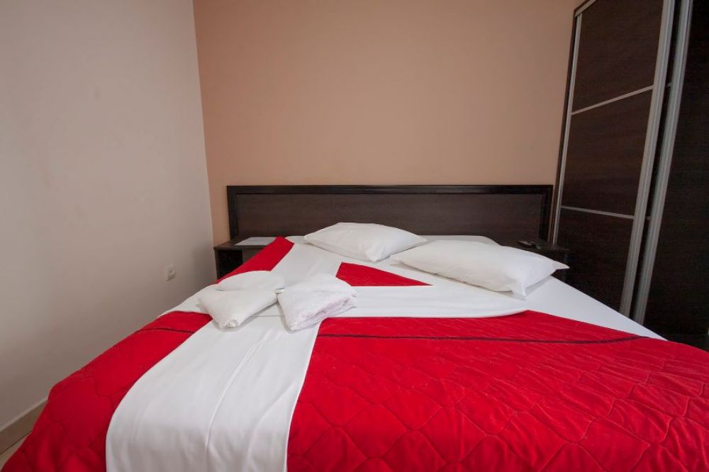 Studio 02, Mare Apartments 3*