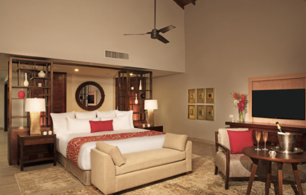 Preferred Club Master Suite Swim-Up, Dreams Dominicus La Romana 5*