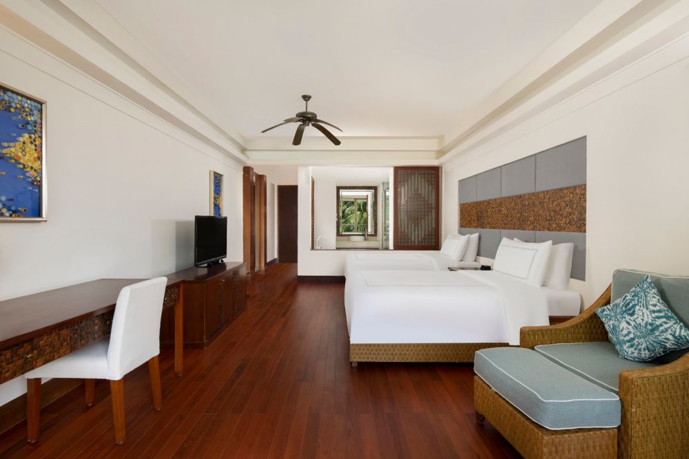 Swiss Deluxe King/Twin room (ex.Deluxe Room), Swissotel Sanya Yalong Bay (ex. Huayu Resort & Spa Yalong Bay Sanya) 5*