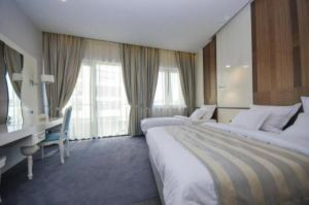 Suite APP Sea View, Bracera 4*