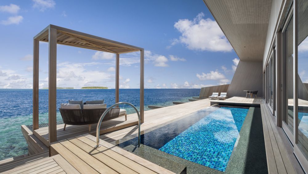 Lagoon Overwater St. Regis Suite with Pool, The St. Regis Maldives 5*